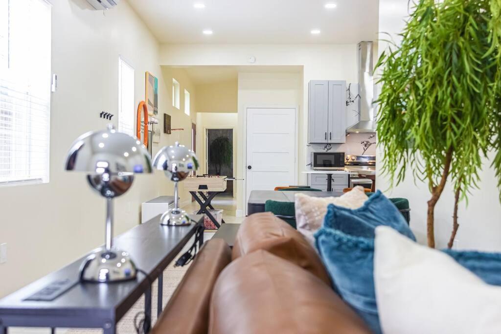 Hébergement de vacances Hideaway With King Bed, Games, Prime Location Houston