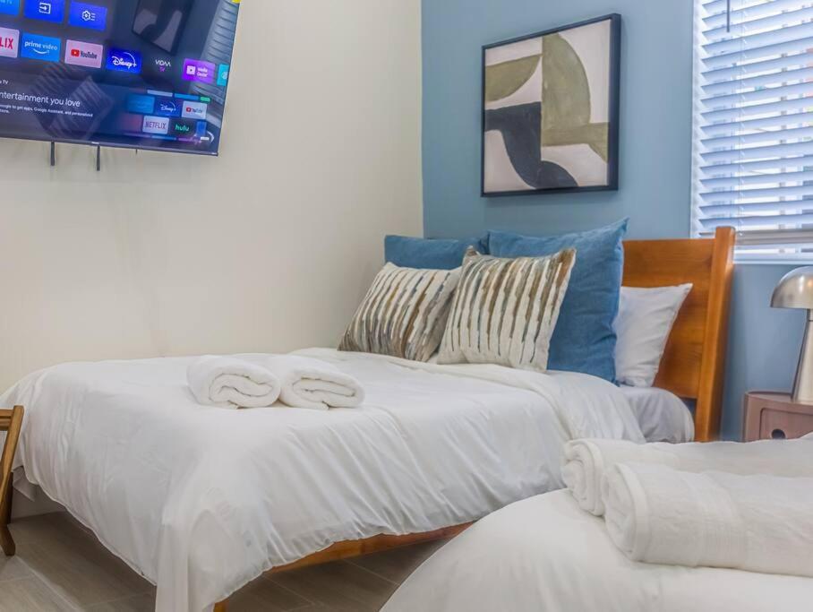 Hébergement de vacances Hideaway With King Bed, Games, Prime Location Houston